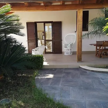 Villa Residenza Medea * Villaggio Mose (Sicily)